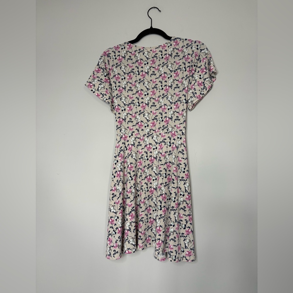 I Joah Floral Wrap Short Spring/Summer Dress Size L Lightweight Flowy Beachy - Picture 6 of 11